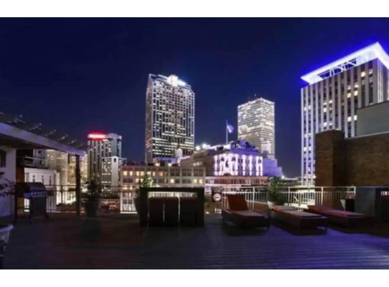 Amazing Condos Beautiful View 2 Blocks To French Quarter, Small Rooftop Pool, Gym, Seanger Theater, Super Dome, And Bourbon St New Orleans Exterior foto